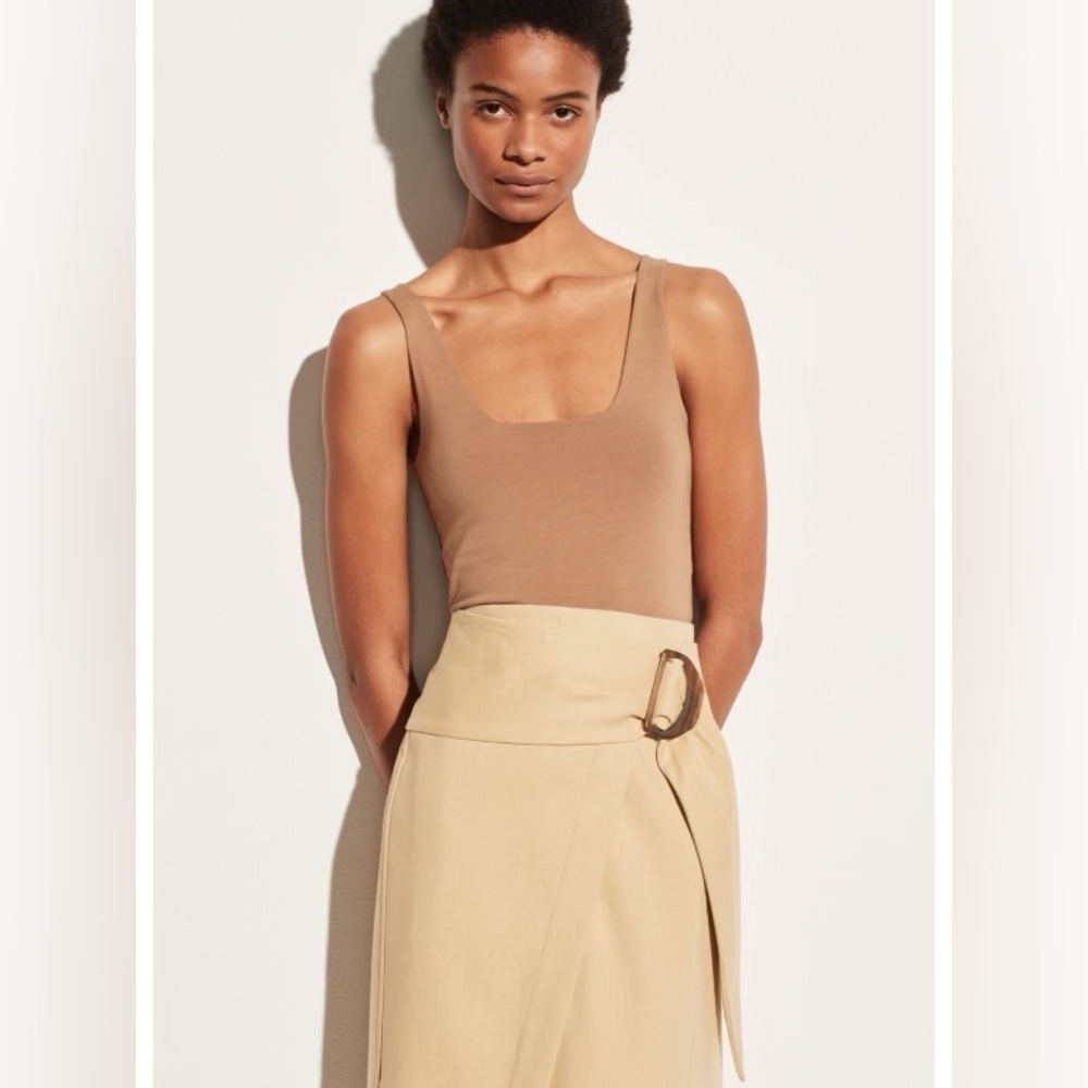 Vince SQUARE NK STRECTH TANK Camel